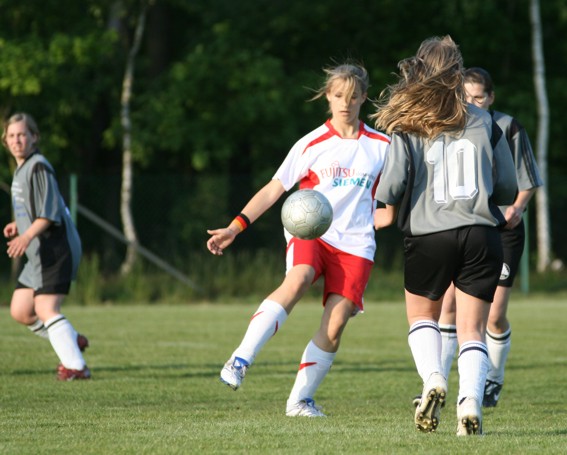DamenFussball1