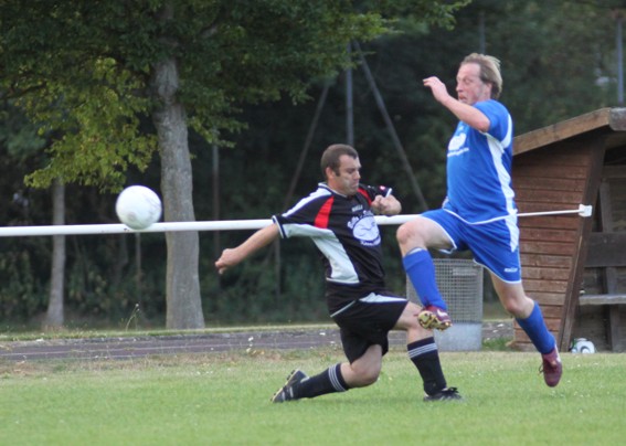 AltherrenFussball10