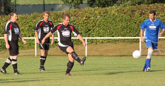 AltherrenFussball3
