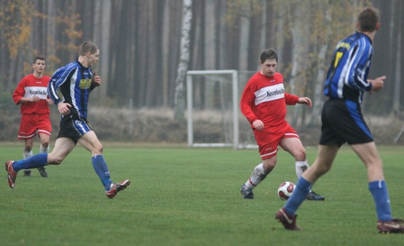 HerrenFussball9