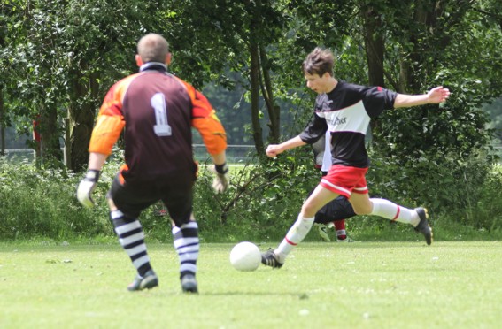 Herren2Fussball13